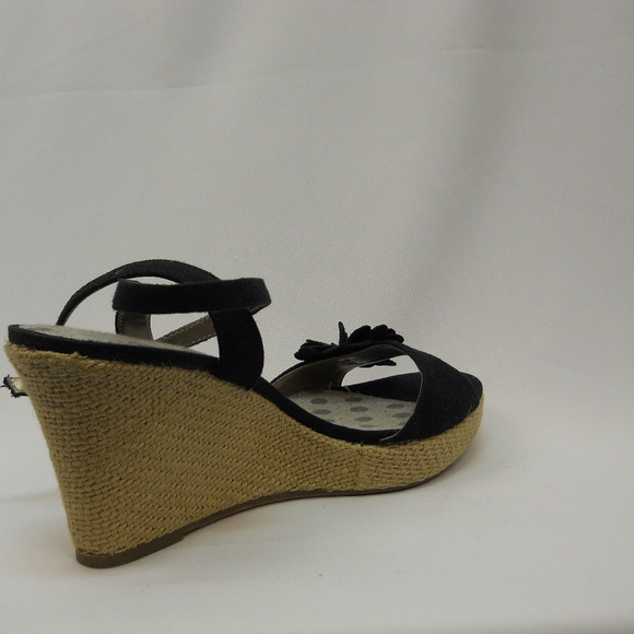 Montego Bay Club Ladies Canvas Wedge Shoe Open-Toe Solid Black Size 10 (M) - Picture 6 of 9